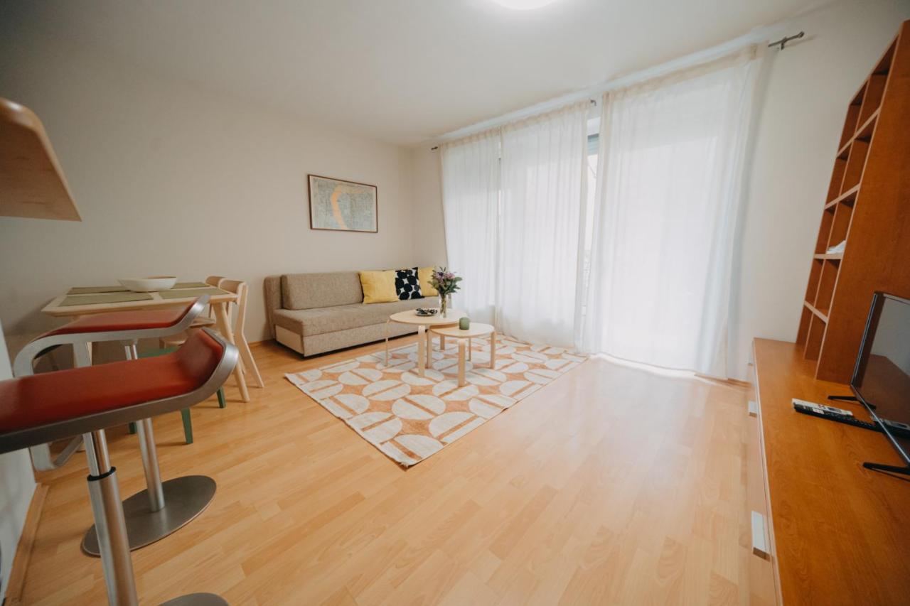 Orangehomes One Bedroom Art Apartment ブダペスト エクステリア 写真
